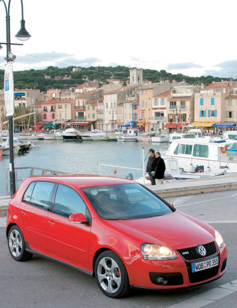  Volkswagen Golf GTi 2005 года  (фото 15 из 135)